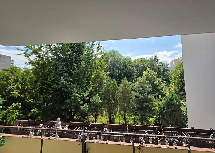 Premium Up To 5p, 15 Min To Center, Tree View, 5 Min Walk To 2 Lakes With Attractions, Vr Googles, Led Fireplace, New شقة