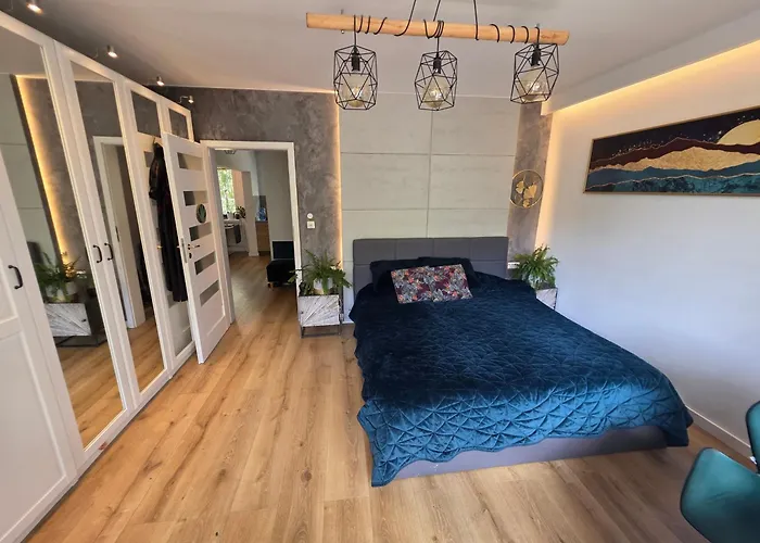 شقة Premium Up To 5p, 15 Min To Center, Tree View, 5 Min Walk To 2 Lakes With Attractions, Vr Googles, Led Fireplace, New وارسو